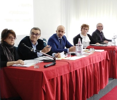 tavolo della presidenza